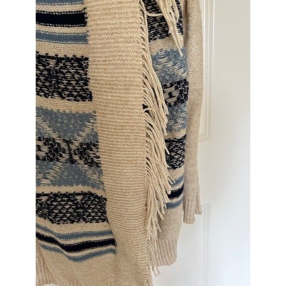 St John’s Cardigan - Picture 6 of 9